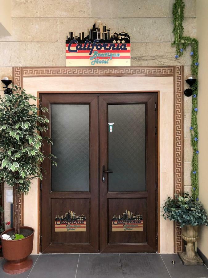 Hotel California Boutique Yerevan Exterior photo